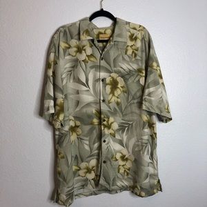 Tommy Bahama Green Tone Hawaiian Print Button Down Silk Shirt